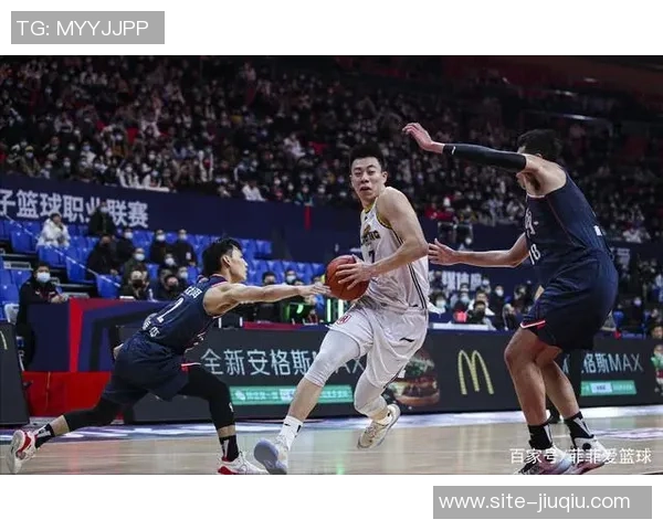 今晚北京农商对阵辽宁的精彩对决谁将赢得胜利引发球迷热议