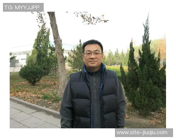 徐昕：从学术新星到社会影响力的多元探索之路